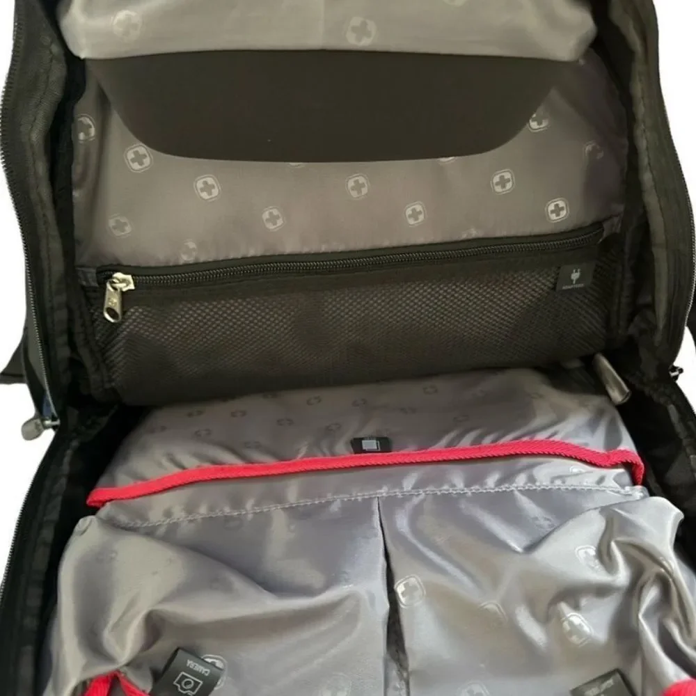 SwissGear 3760 ScanSmart TSA Laptop Backpack Black 16